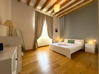 Cosy Navigli Apartment - Milan - 9