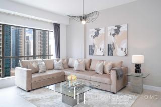 LUX The Luxurious Central JBR Suite - Dubai - 9