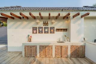 ELIVAAS 4 BHK Villa with Pvt Pool & Jacuzzi-Yashgeet - 7