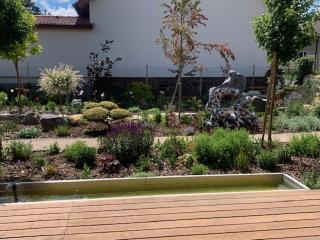 ekodům v romantické zahradě - 1