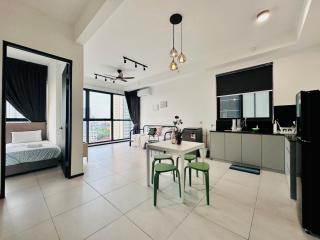 12 pax luxury seaview infinity pool apartment - Jelutong - 2