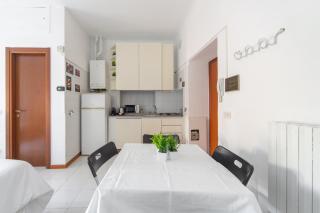 Locami Apartment Niguarda - Milan - 7