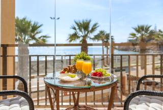 WintowinRentals Spectacular Sea Views on the Beachfront - 0