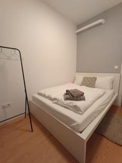 Lang's square apartment - Zagreb - 9