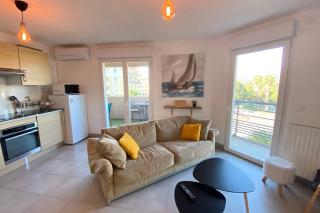 06CH Beautiful T3 with terrace - 300m Exflora park - Antibes - 4