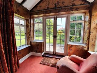 Historic farm house - - 7