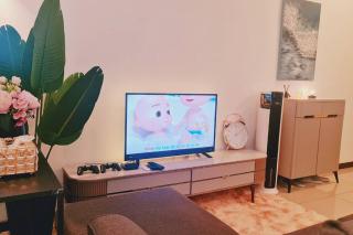 New! Romantic Cozy Suite w Bathtub near Midvalley - Johor Bahru - 2