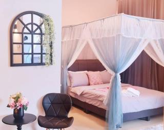 New! Romantic Cozy Suite w Bathtub near Midvalley - Johor Bahru - 1