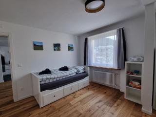 Schöne neue 2,5 Zimmer Wohnung in Savognin - Savognin - 6