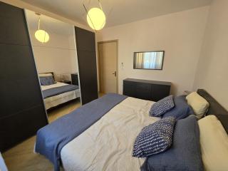 Apartment in Tirana - Tirana - 0