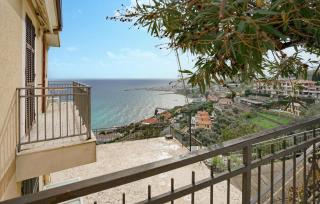 5 Bedroom Beautiful Home In Cipressa - Cipressa - 9
