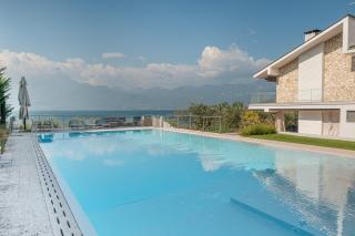 VillasGarda - Villa Lorena Carbona - Torri del Benaco - 0