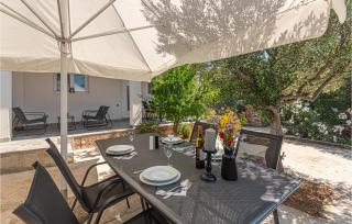 2 Bedroom Cozy Apartment In Zaboric - Zaboric - 2