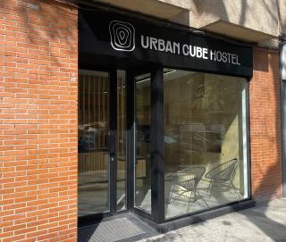 Urban Cube Hostel Sevilla - Sevilla - 9