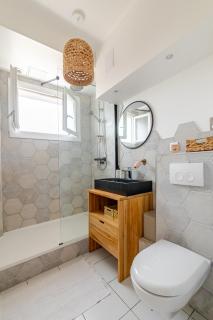 Chic T2 Vue Mer Terrasse Clim & Parking à Sanary - 5