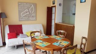 Front de mer pour ce T2 avec parking proche commerces - 6OND33 - 6