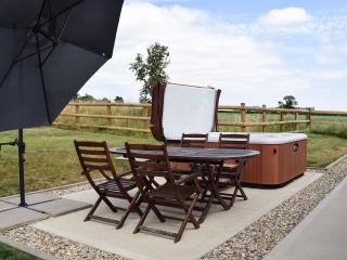 Waxwing Cottage - Foxton - 0