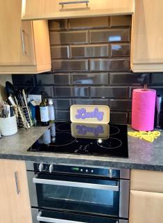 Lorton Villa with a Log Burner - Saint Helens - 3