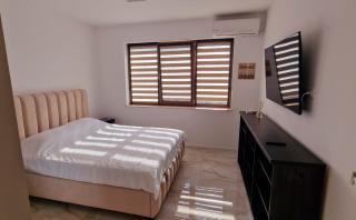 ONE LMC LUXURY Apartments Private Parking,EV 16kwh - Craiova - 4