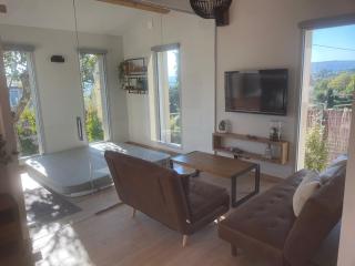 logement avec jacuzzi - Joucas - 7