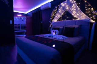 LA NUIT DES SECRETS Love Room 4 étoiles avec Jacuzzi et Sauna - Roquebrune-sur Argens - 7