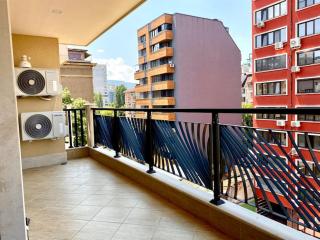 Bright New Apartment With Parking At The Center! - Sofia - 2