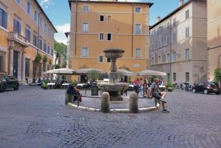 Casa di Nonna, Piazza Navona - 6