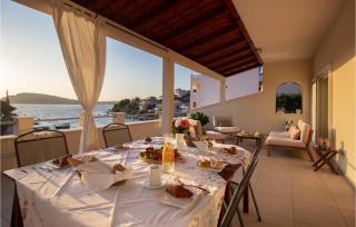 Gorgeous Home In Kalebova Luka - Ražanj - 4