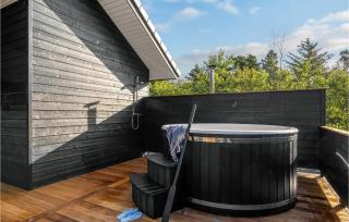 Nice Home In Ulfborg With Kitchen - 9