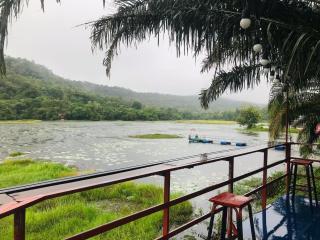 ภูเคียงน้ำรีสอร์ต ที่พักริมน้ำวัดเรืองแสงช่องเม็ก - Ban Nong Mek - 1