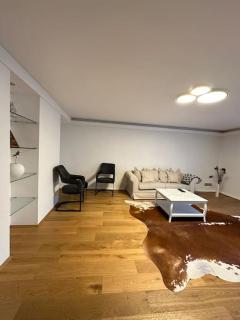 Gemütliche 2 Zimmer Wohnung - 1