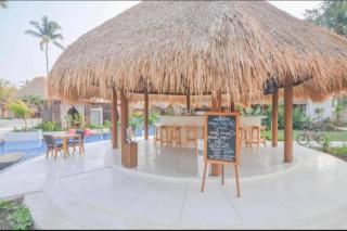 3BR Houses surrounding Infinity Pool CYN - Gili Air - 1