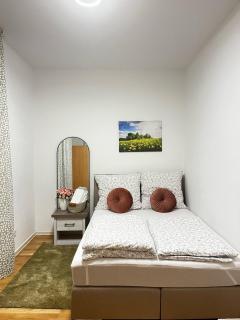 Charming Retreat Near Berlin - Cozy Stay in a Convenient Location - - 9