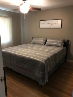 Private king suite - Dubuque - 1