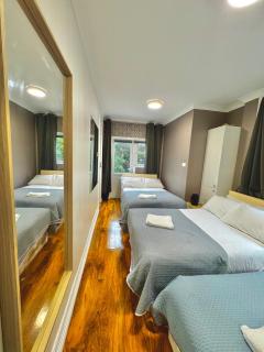 Twin Tower Hotel - Londra - 1