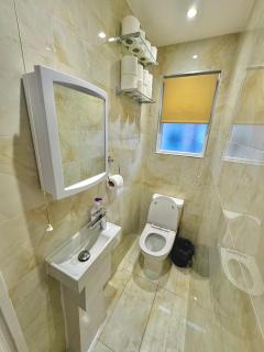 Twin Tower Hotel - Londra - 3