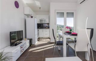 One-Bedroom Apartment Saldun With Sea View 09 - Trogir - 8