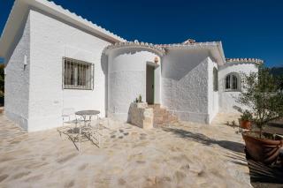 Villa Cayetana - Spacious 4-Bedroom Villa with Private Pool Terrace & BBQ - Málaga - 5