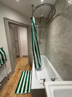 2 bed luxe garden apartment - Londra - 5