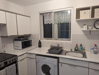 Cosy Ground Floor Studio Flat - Hounslow - 3