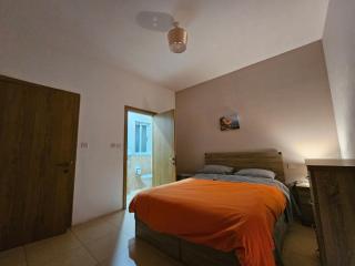 Gzira 3 bedroom ensuite - 6