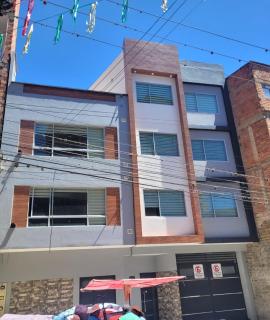 Multifamiliar QUIROGA - PIZARRO - La Paz - 0