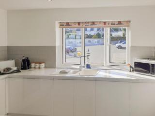 Beach Cottage - Benllech - 2