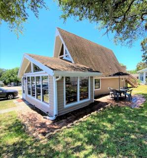Hook's Cabin- Lake & Pool near Disney A-frame - Clermont - 1
