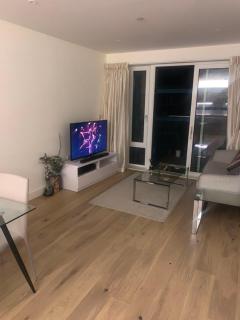 stunning 2 bed penthouse Canning Town - Londra - 6