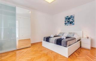 Nice Home In Grmani With Kitchen - Šmrika - 7