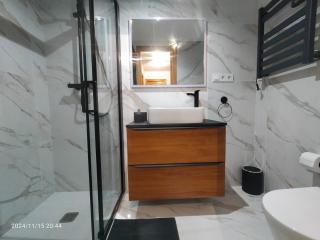 BITACORA LUX ,Comfortable Apartment 450 meters from the beach, Swimming Pool, 2 Air-Con ,Wi-Fi - Playa de Gandia - 8