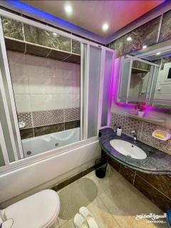 New Stylish 3BR Apt in El Dokki near Shooting Club - Families only - Il Cairo - 2