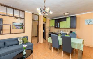 Pet Friendly Home In Bonasini - Butkovići - 6