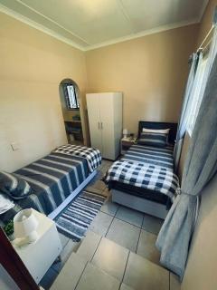 Whale's Cove - Amanzimtoti - 6